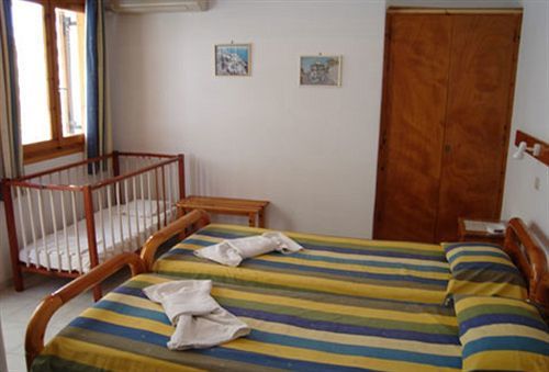 Stergia Hotel Парікія Екстер'єр фото
